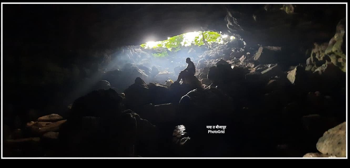 इस गुफा में हजार से भी अधिक लोग बैठकर दावत कर सकते हैं